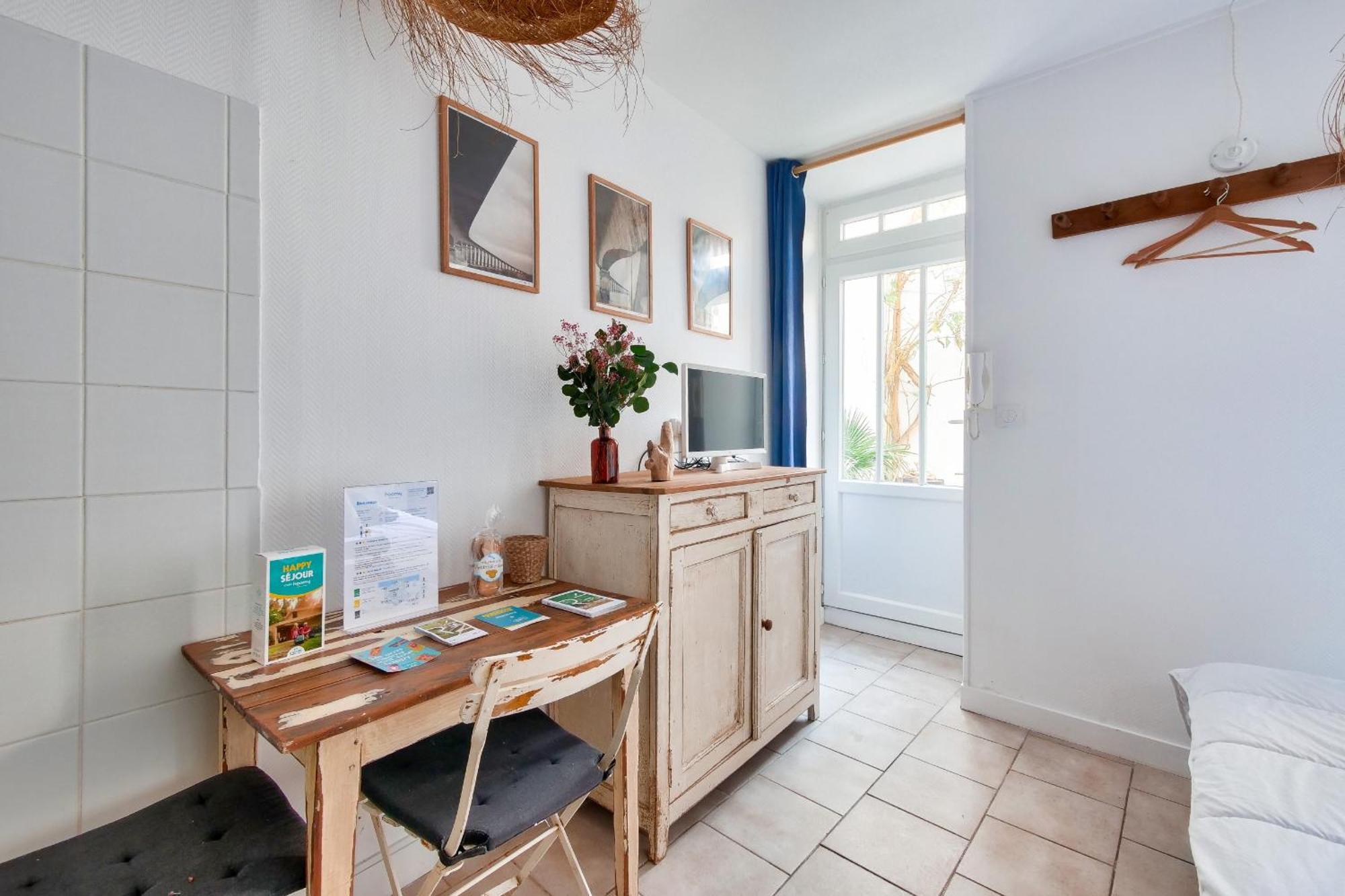 La Suite 24 - Studio Avec Terrasse A 100M Du Port De Saint-Martin-de-Ré Eksteriør bilde